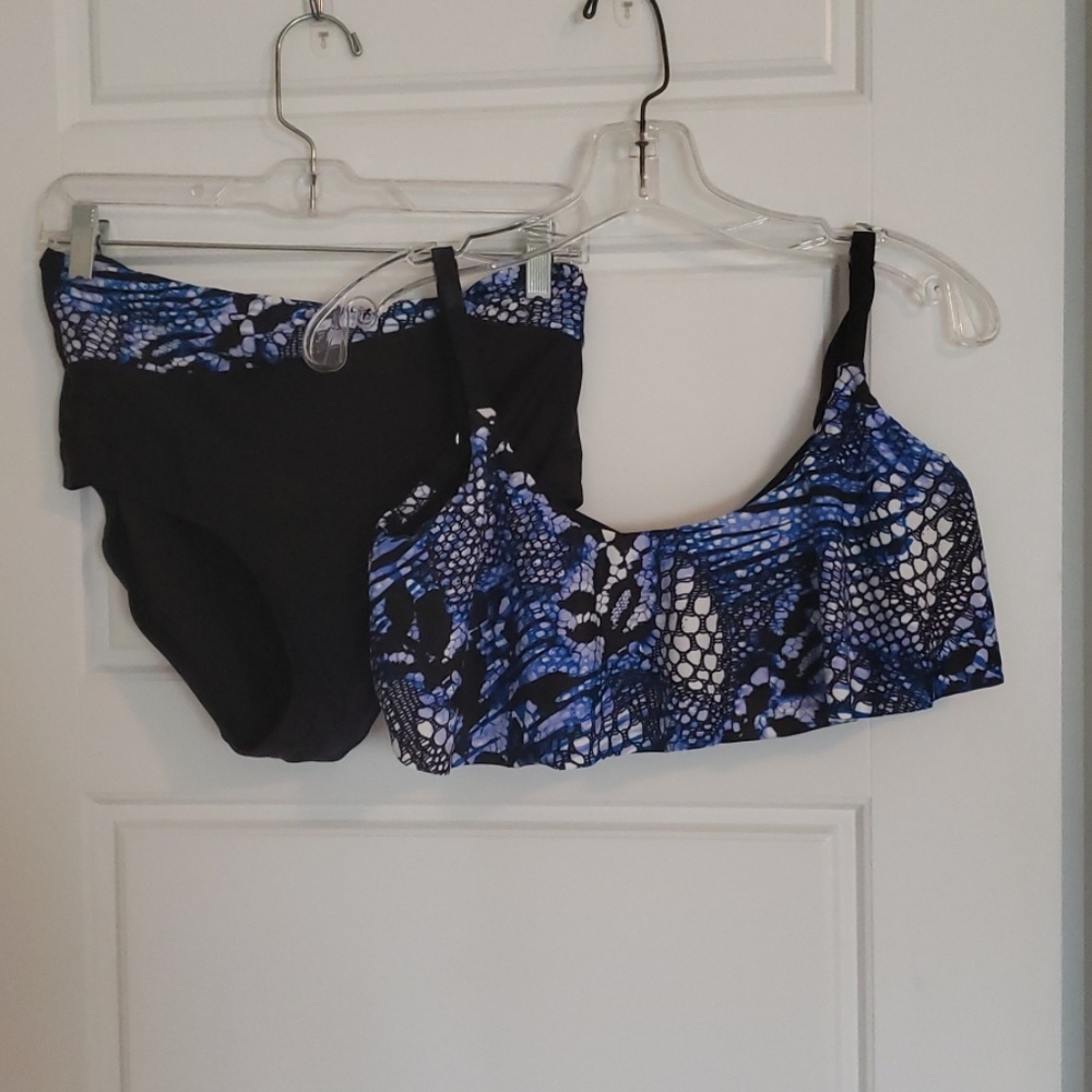 Worn once black and blue bikini